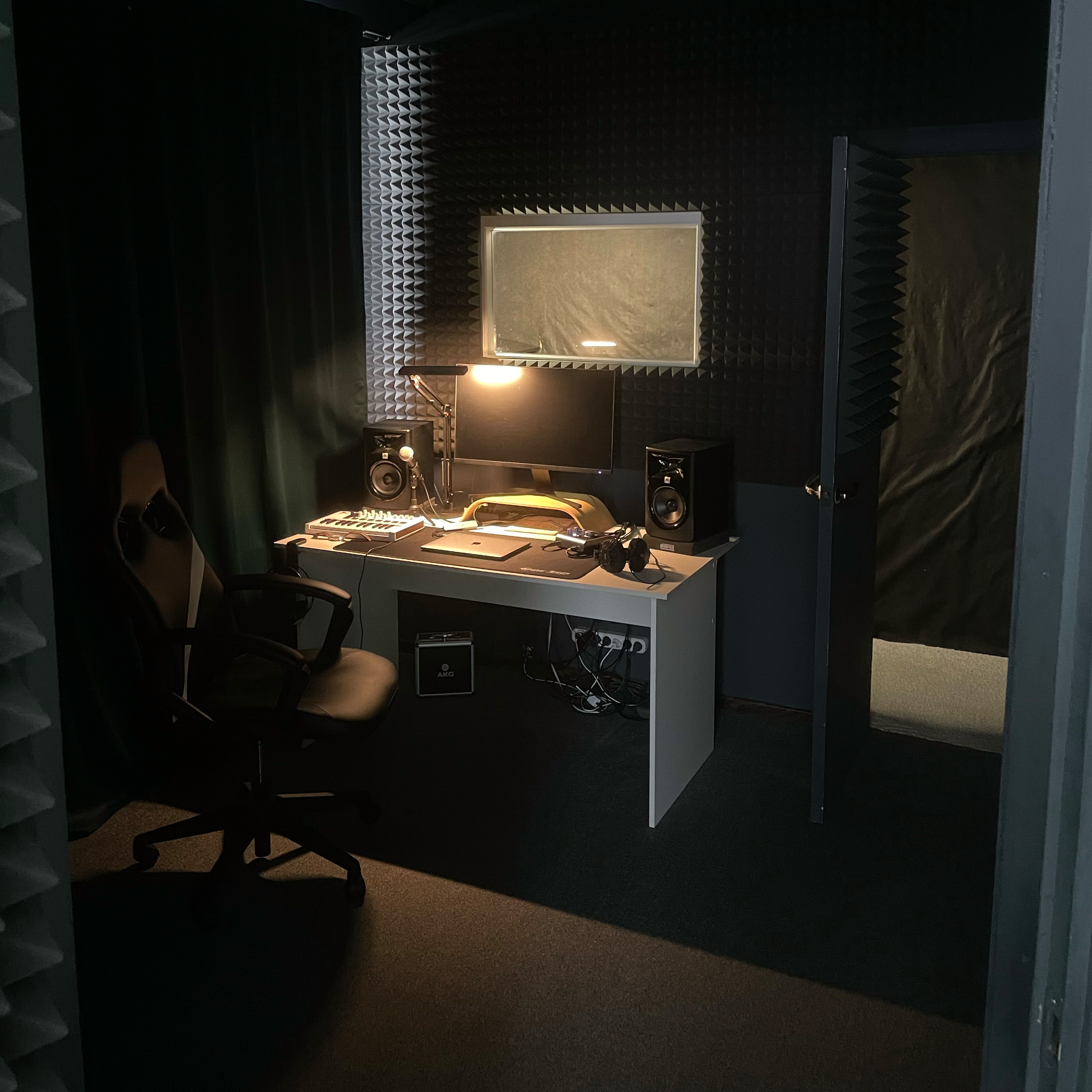 Интерьер студии Аполло